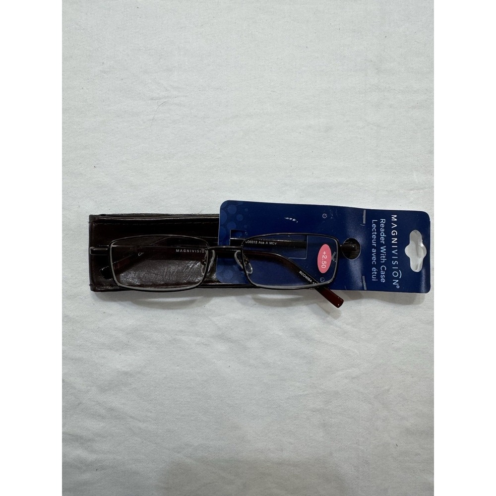 Magnivision Reader With Case + 2.50